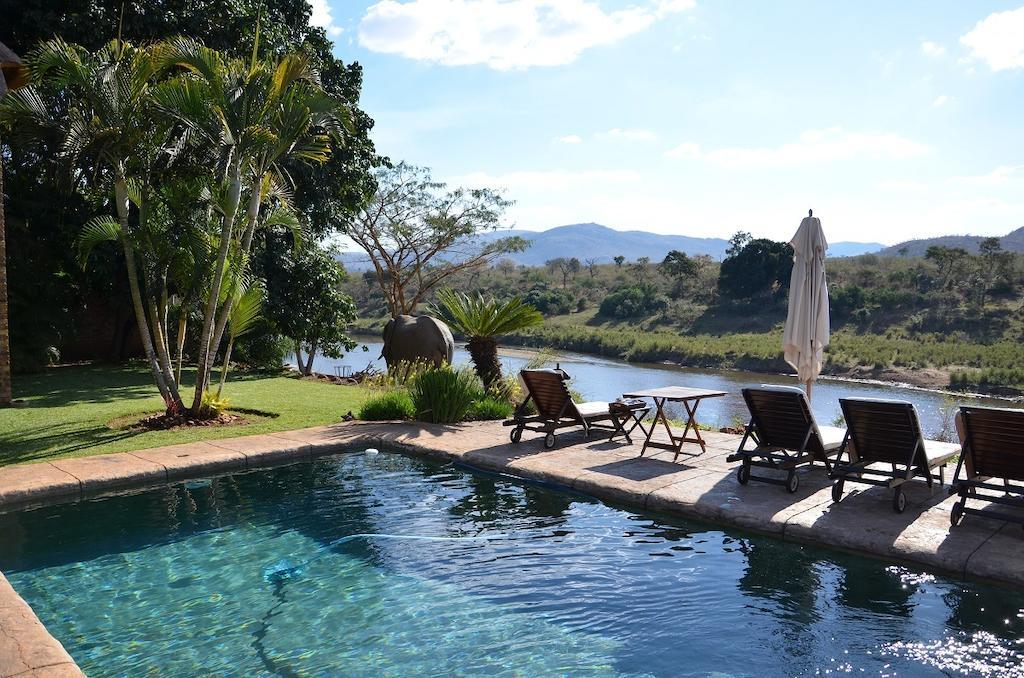 Khandizwe Kruger Villa Malalane Room photo